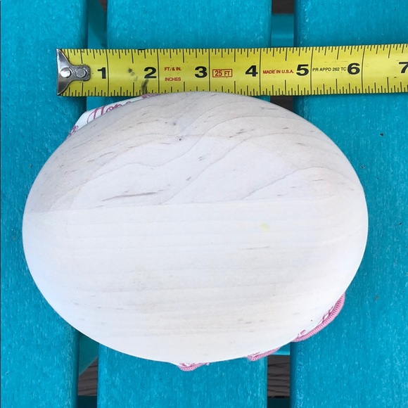 Longaberger Horizon of Hope basket with lid - Picture 2 of 4